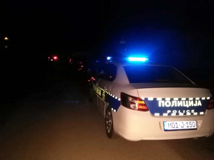 Nesreća na putu Šamac - Brčko, blokiran saobraćaj