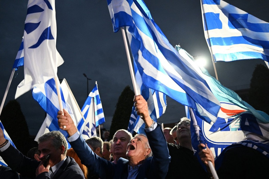 Grčka će dobiti privremenog premijera