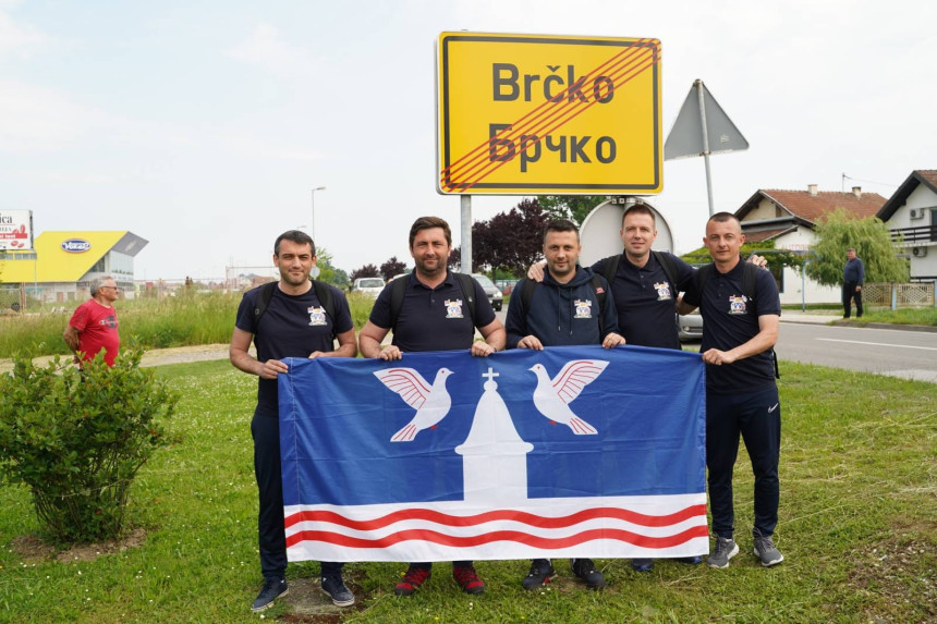 Petrović na putu za BL: Nastavljamo za mir i poštovanje