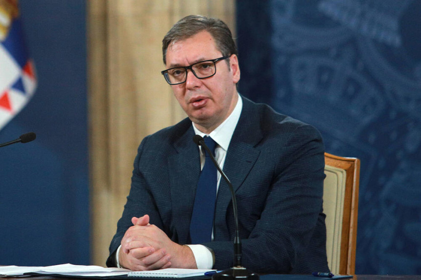 Vučić potpisao: Vojska stavljena u najviši nivo