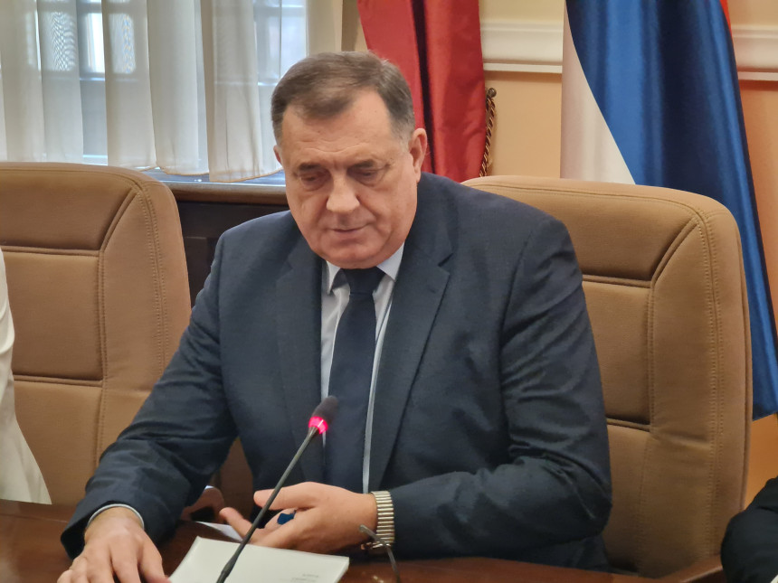 Dodik zove lidere stranaka na sastanak zbog Ustavnog suda BiH