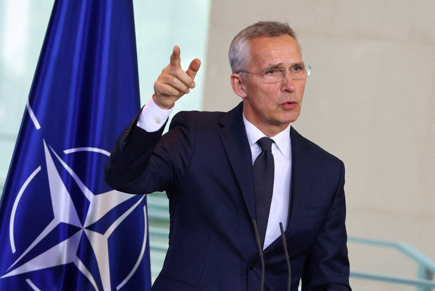 Ukrajina može u NATO samo ako pobijedi Rusiju