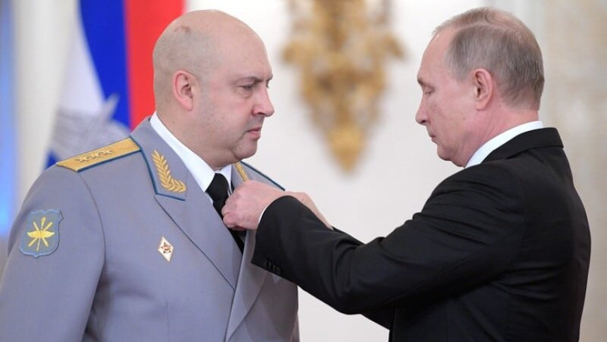 Тежак ударац за Путина: Ухапшен руски генерал