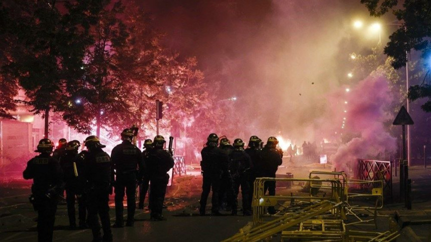Bilans noćašnjih nemira u Francuskoj: 994 hapšenja
