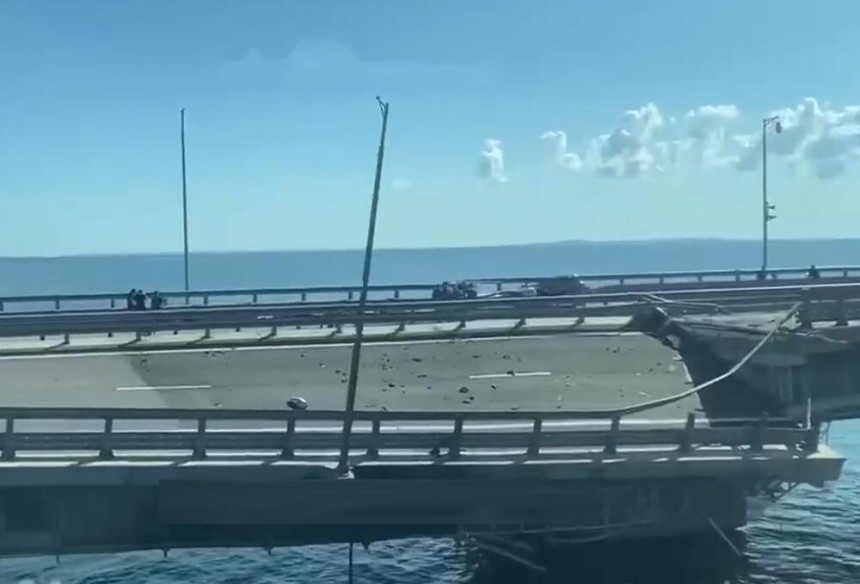 Evo kako nakon eksplozija izgleda Krimski most