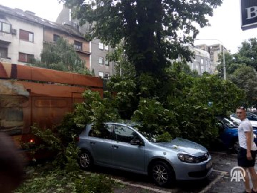 Јако невријеме у Српској, олуја опустошила регион