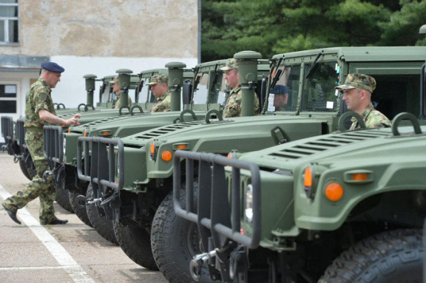 Američko oružje za Srbiju: Isporučeno 66 oklopnih vozila