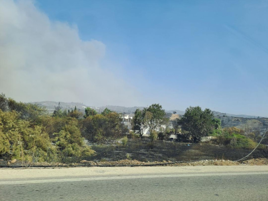 I dalje bjesne požari na Rodosu, Krfu, Agiosu...