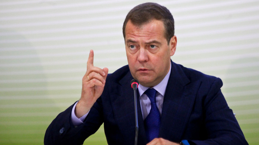Medvedev: Biće slomljeni, mir pod našim uslovima