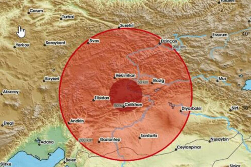 Снажан земљотрес јачине 5,5 степени погодио Турску