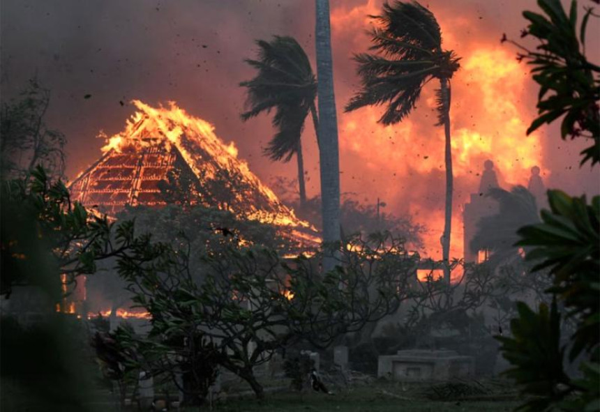 Broj žrtava požara na Havajima povećan na 89