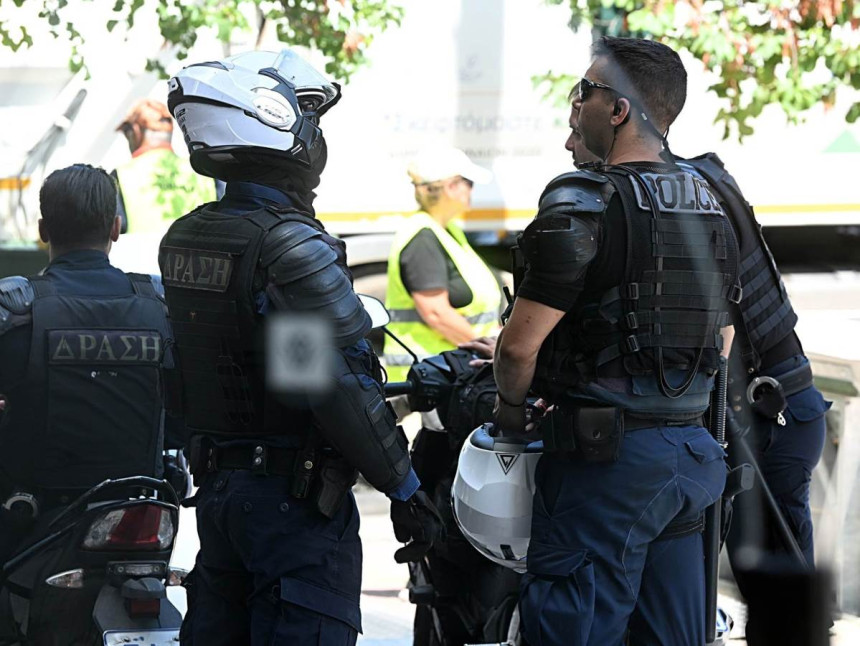 Чистка у грчкој полицији након погибије навијача