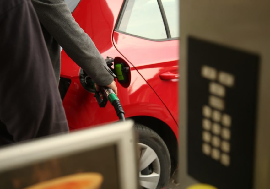 Cijena goriva po litru u Srpskoj iznosi blizu tri KM