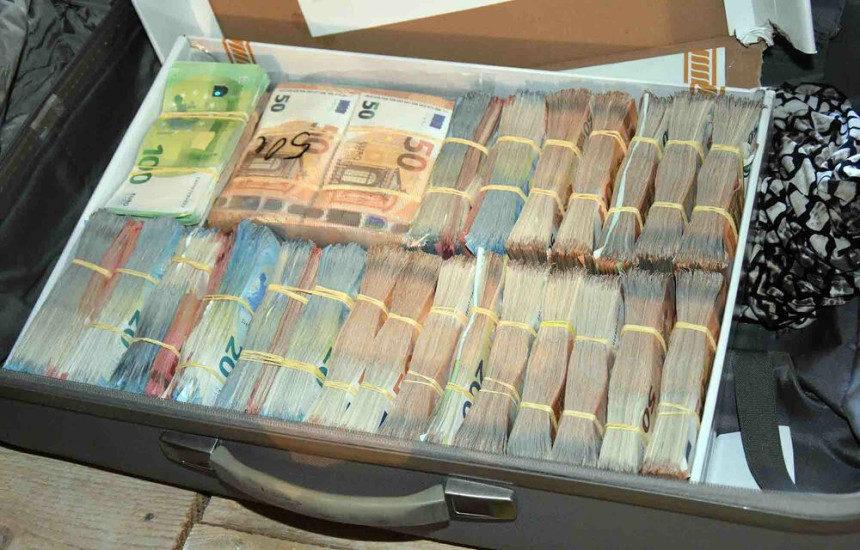 Oduzeto 2,7 tona kokaina: Uhapšeno četvoro iz Srbije