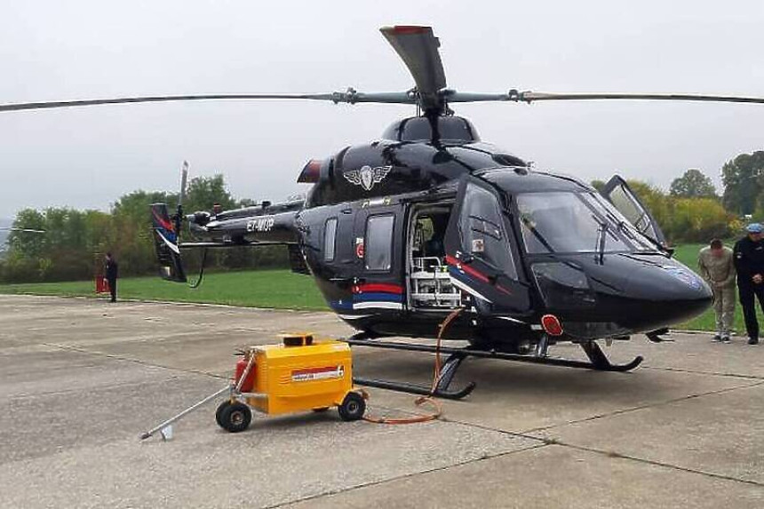 Helikopter MUP-a Srpske prinudno sletio u Zalužane