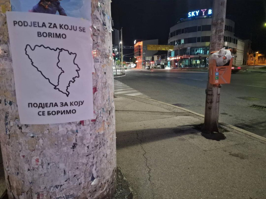 Na plakatima nije podjela BiH, nego trasa autoputa Vc