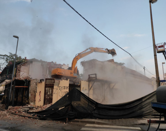 Bijeljina: Srušena zgrada "kod Kralja" (VIDEO)