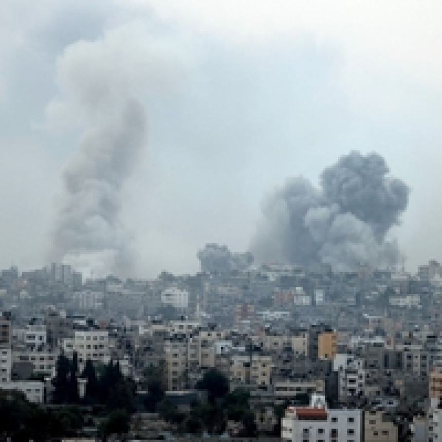 Израелски генерал: Авиони нападају Појас Газе