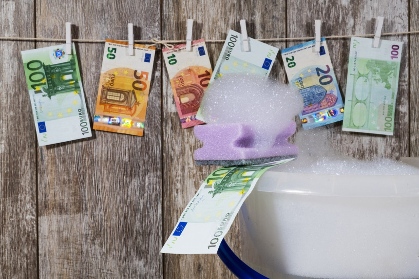 Банке пријавиле сумњиве клијенте због прања новца