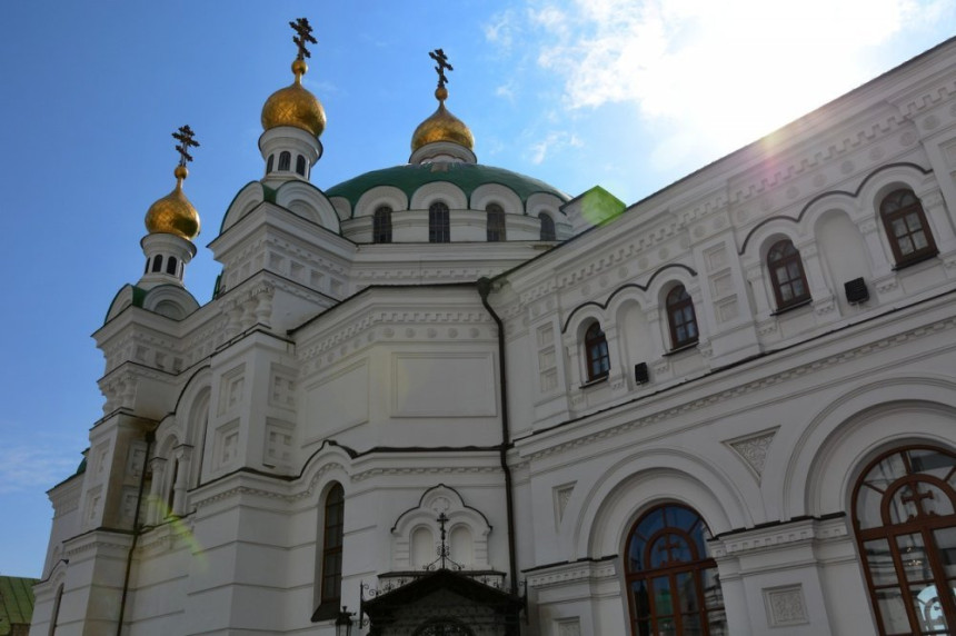 Украјина забранила Православну цркву због Русије