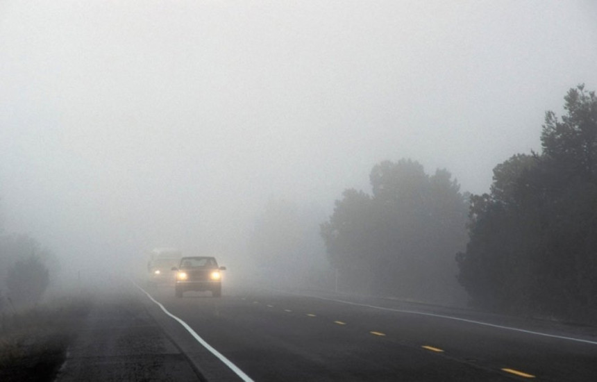 Vozači oprez: Jutarnja magla smanjuje vidljivost