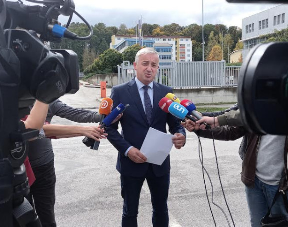 Borenović u SIPI: Radi se o izbornoj prevari i muljaži