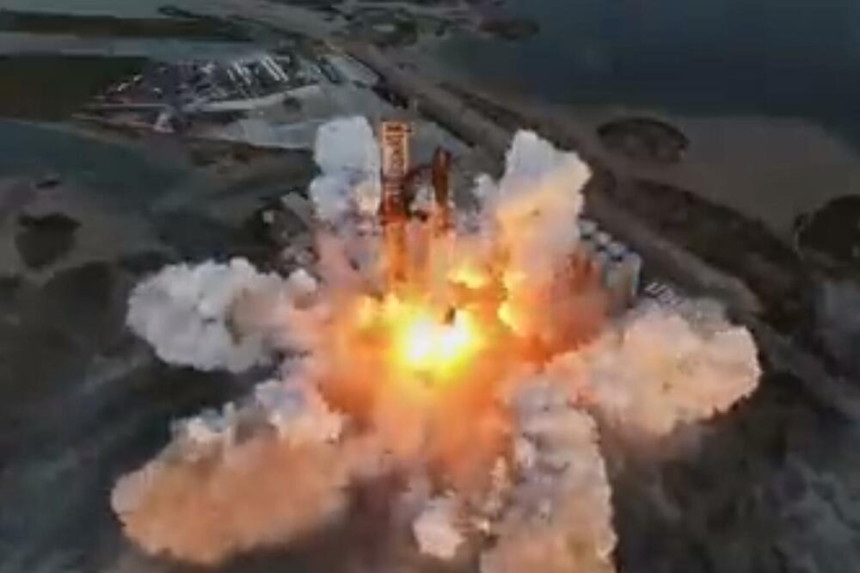Најјача ракета икада експлодирала послије само осам минута