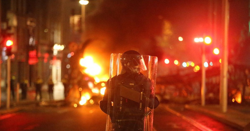 Полиција: Због нереда у Даблину ухапшене 34 особе