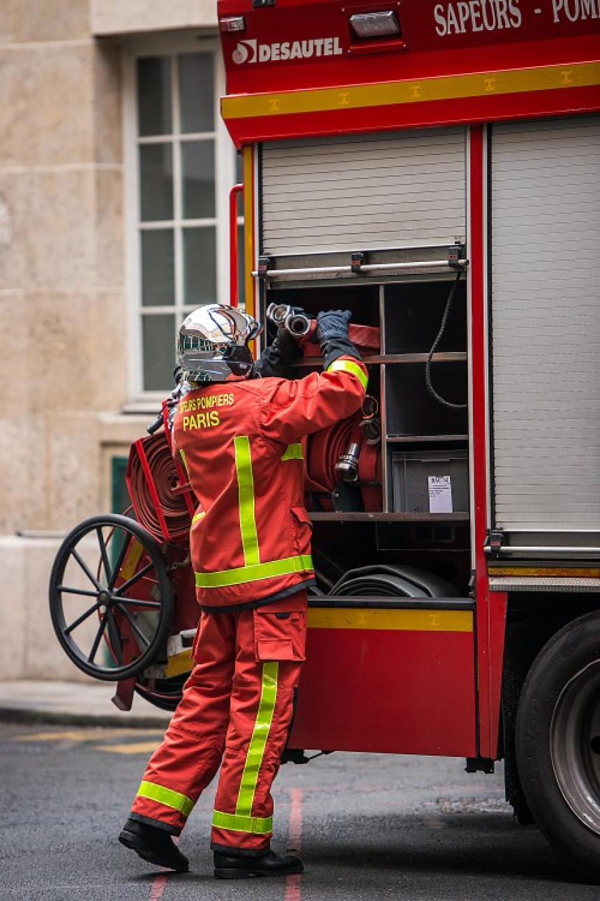 Troje poginulih u požaru u pariskom predgrađu Sten