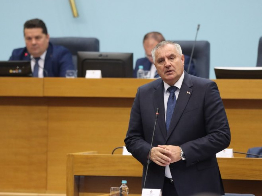 Hit izjave premijera Viškovića koje će ostati upamćene