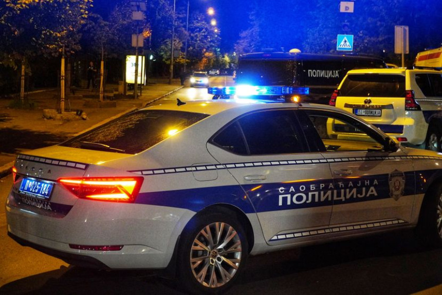Mladiću u centru Beograda zarili nož u grudi