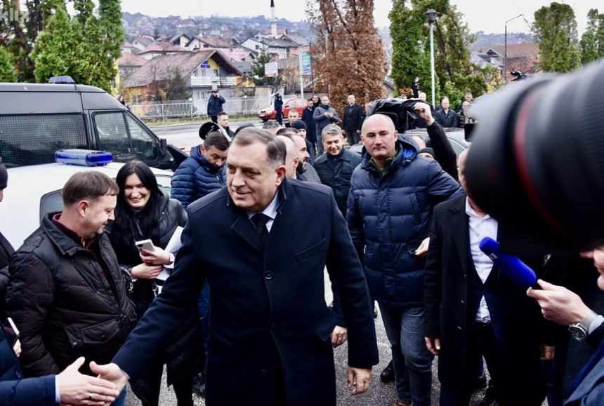 Dodik stigao u Sud BiH, ovaj put ušao na glavni ulaz