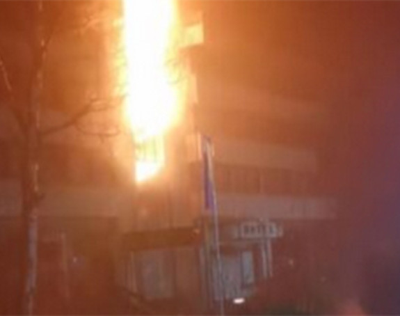 Завидовићи: Пожар на објекту бившег хотела Кристал
