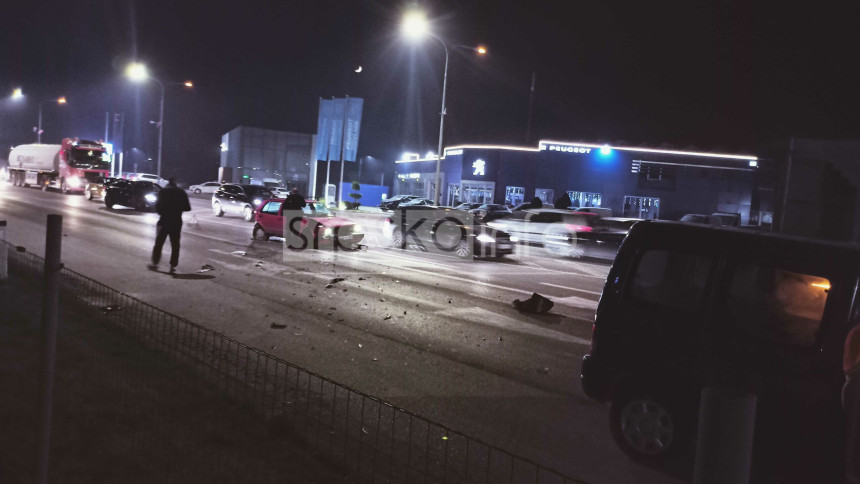 Banjaluka: Sudar dva automobila na Zapadnom tranzitu