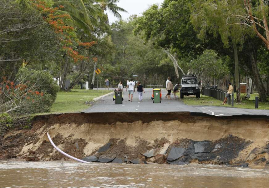 Alarmantno stanje u Australiji zbog poplava (VIDEO)
