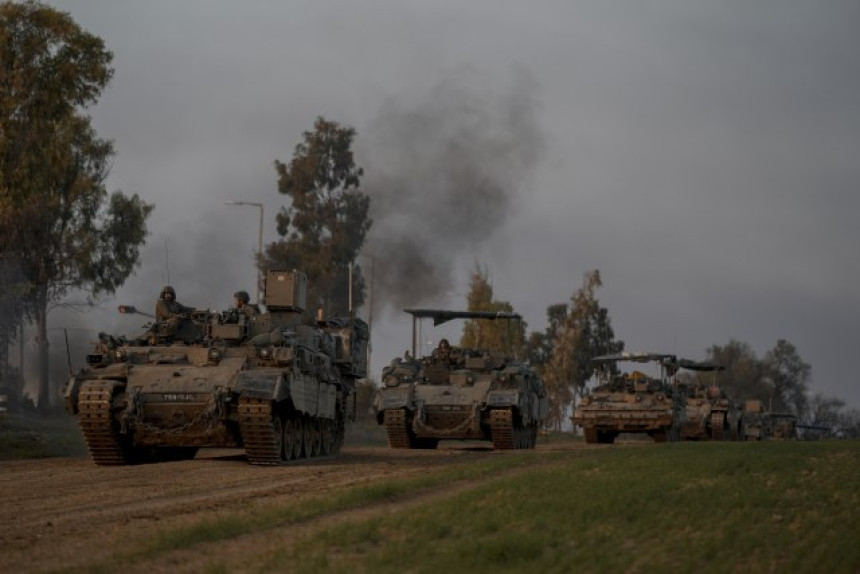 Израел: У рату смо, нападају нас са седам страна