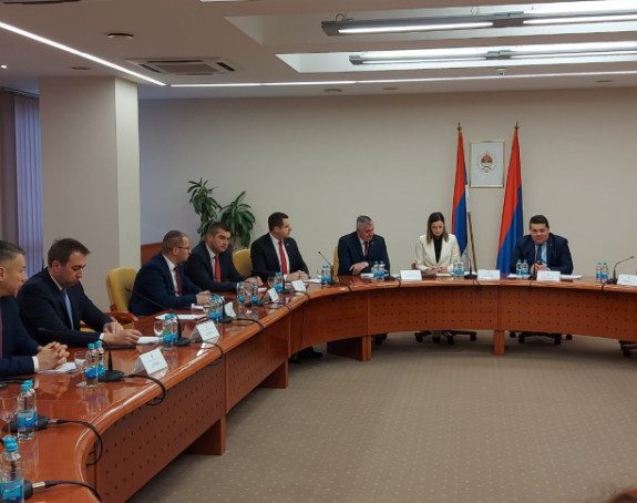 Власт договорила усвајање Изборног закона Српске