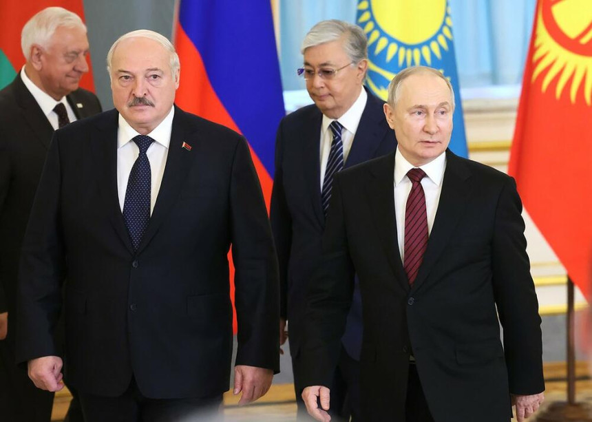 Lukašenko: Putin mi je dao nuklearne rakete
