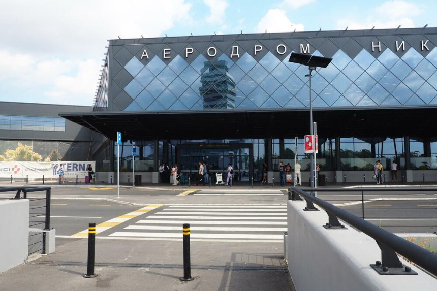 Београд: Преминула дјевојка (20) на аеродрому