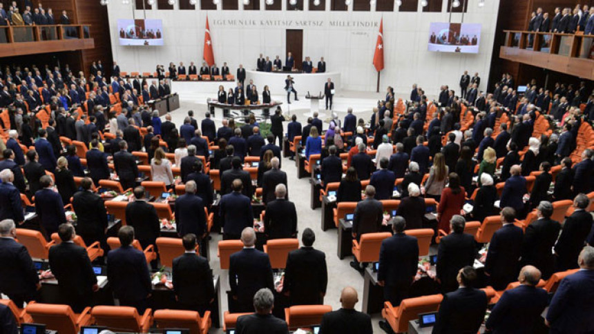 Турски парламент одобрио шведски захтев за НАТО