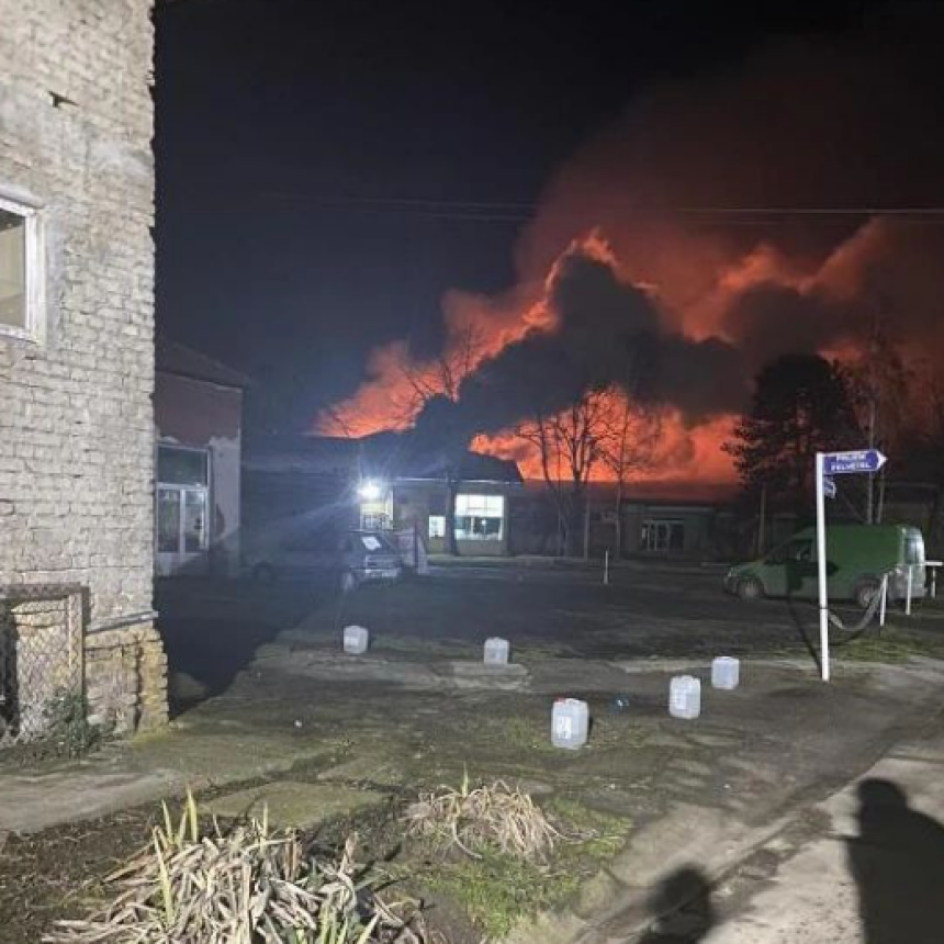 Угашен пожар у бањи Бездан код Сомбора