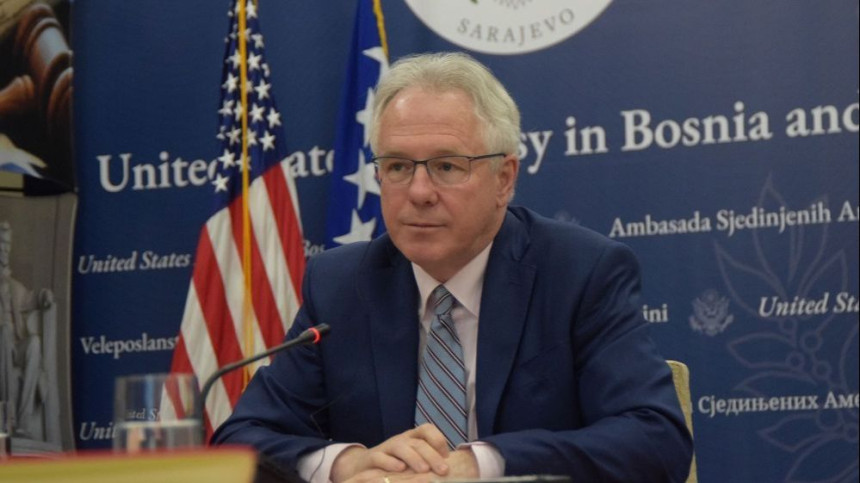 "SAD i NATO neće dopustiti da se ugrozi mir u BiH"