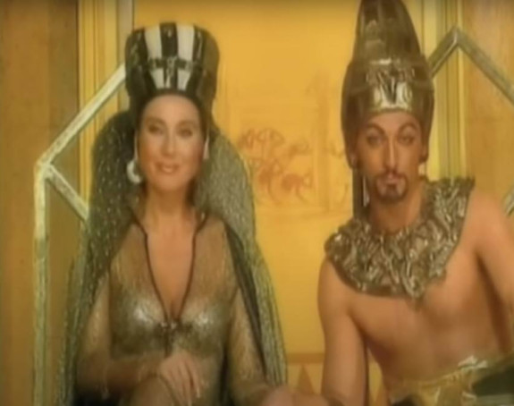 Poznati voditelj glumio faraona u Breninom spotu