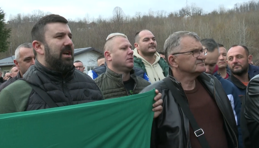 Радници: Поништити одмах концесију дату Сердарову