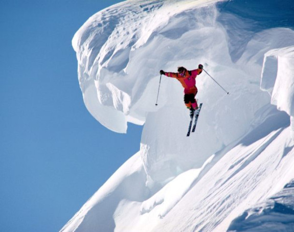 Švajcarska policija traži šest nestalih skijaša