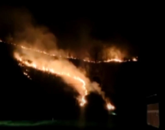 Veliki požar u Konjević Polju (VIDEO)
