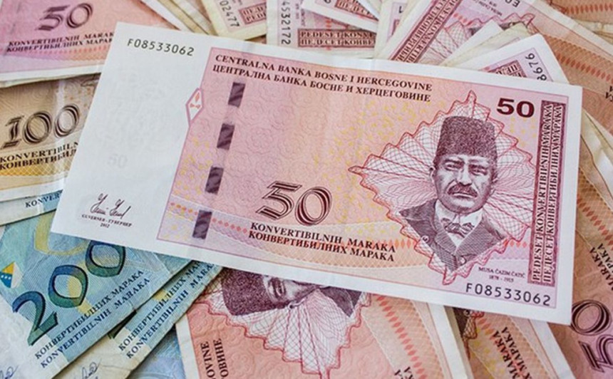 Бачен новац у вјетар: Влада на камате за задужење даје 220 милиона КМ