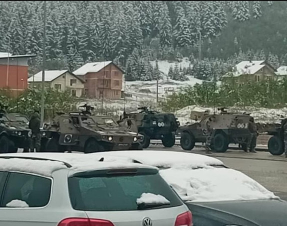 Oklopna vozila EUFOR-a u Istočnom Sarajevu