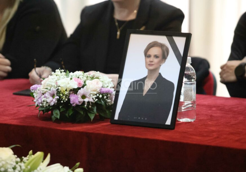 Комеморација за трагично настрадалу педагогицу Копрену