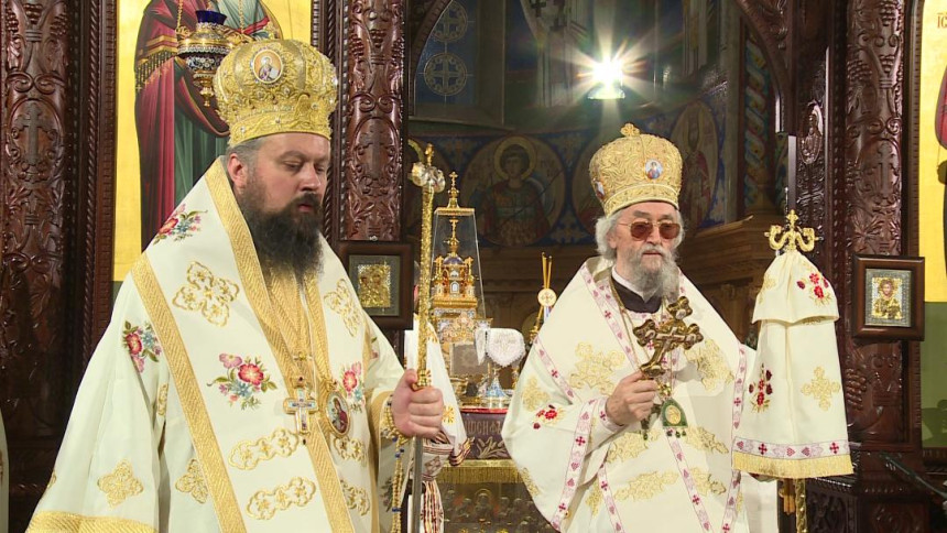 Васкршња радост шири се православним храмовима и домовима